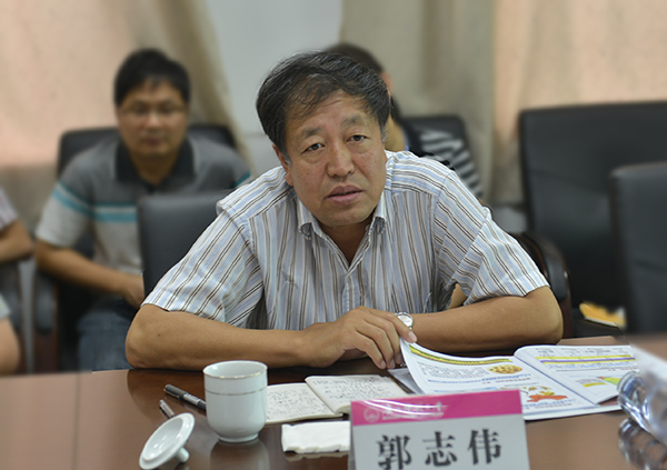 科技部基础司副司长郭志伟一行到我校重点实验室调研